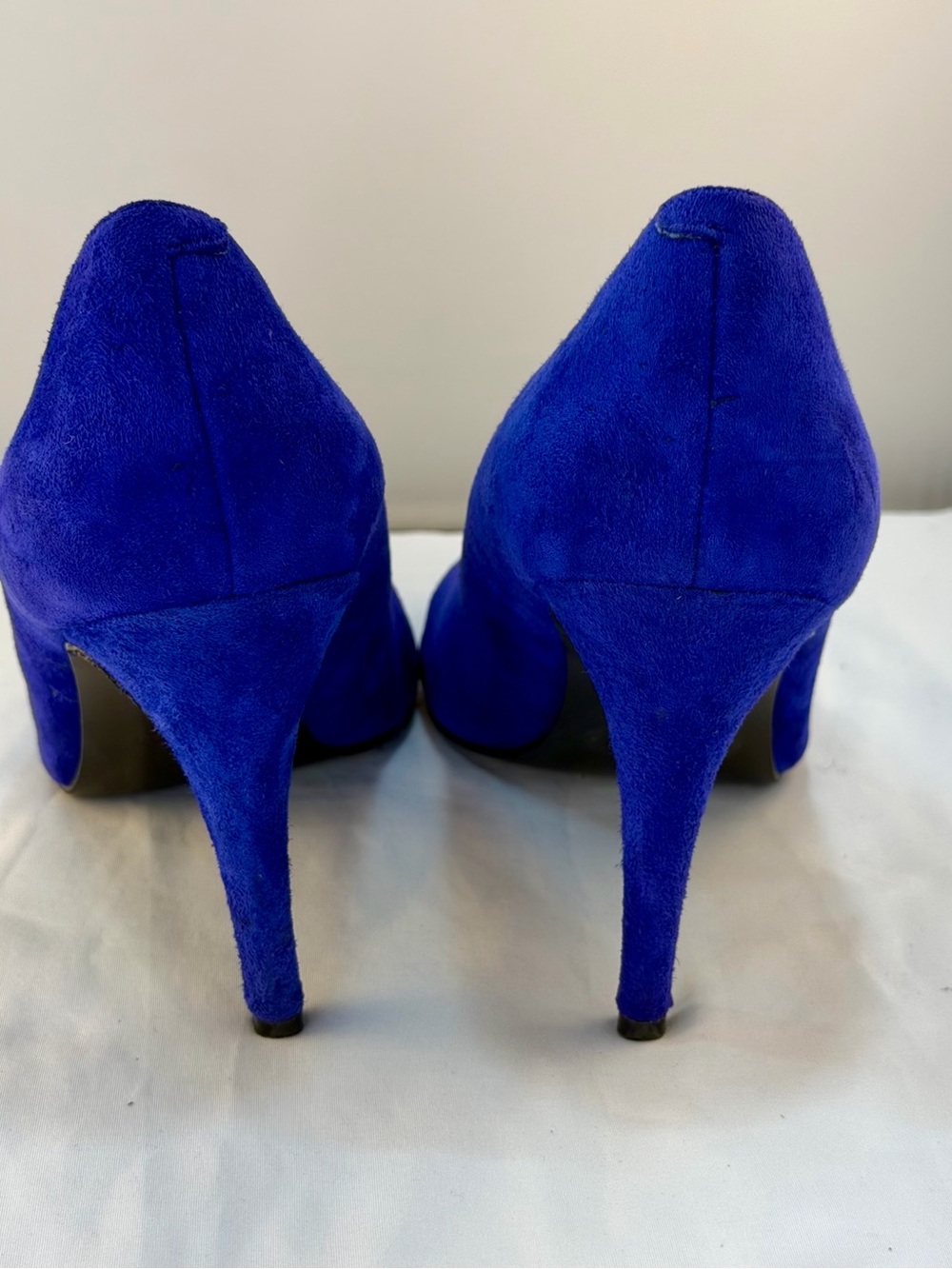 Nine West Royal Blue Suede Pumps - Picture 8 of 14